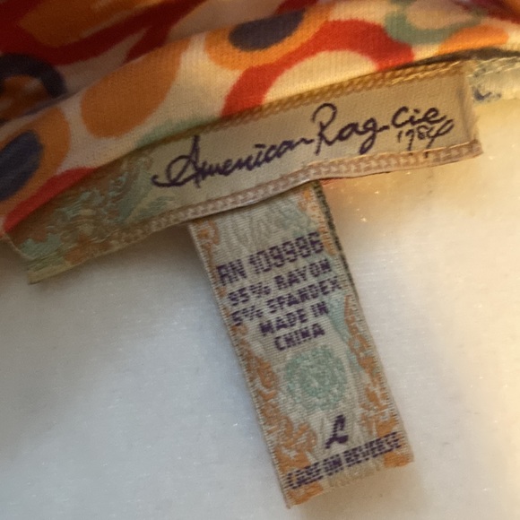 Macy’s. Colorful knit top - Picture 5 of 6